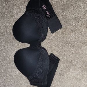 Victoria's Secret lined strapless bra